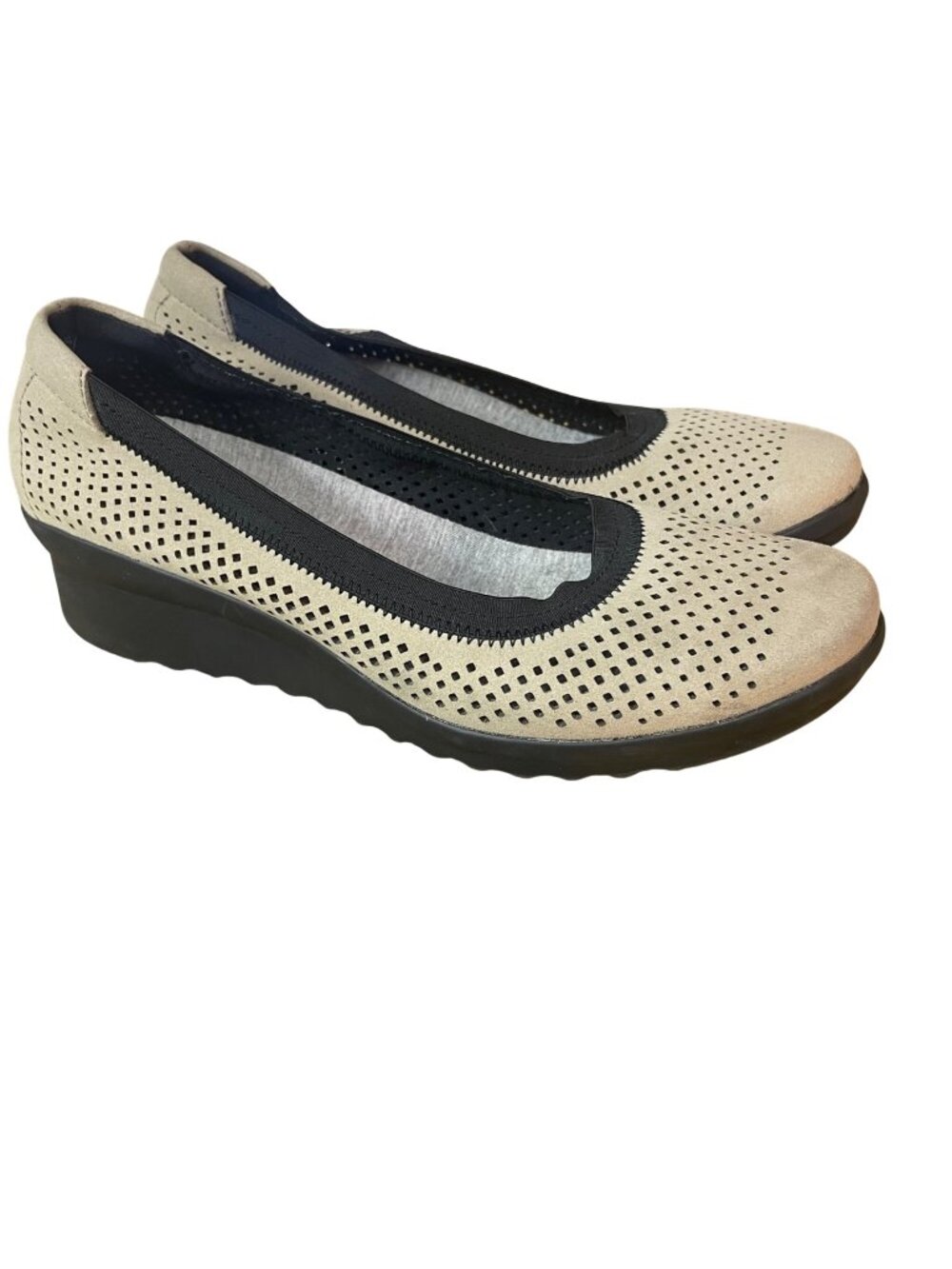 Clarks Cloudsteppers Caddel Trail Platform Wedge Slip Ons Sz 7.5 Lasercut
